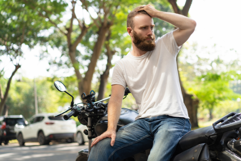Motorradfahren bei extremer Hitze: Die richtige Funktionskleidung und worauf sollte man achten